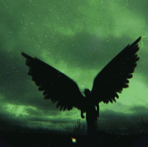 Logan Aesthetic, Garfield Logan, Green Angel, Green Sky, Dark Green, Angel, Stars, Green