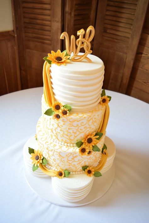 Mustard Yellow Wedding, Cupcake Displays, Yellow Wedding Cake, Sunflower Wedding Cake, Sunflower Wedding Decorations, Yellow Wedding Theme, Sunflower Themed Wedding, Decorated Sugar Cookies, Cookie Favors