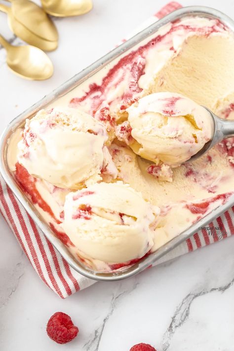 Kitchenaid Ice Cream Attachment, Raspberry Ice Cream Recipe, Raspberry Ripple Ice Cream, Dessert For Summer, Chocolate Parfait, Strawberry Cheesecake Ice Cream, Cuisinart Ice Cream Maker, Raspberry Ice Cream, Cream Custard