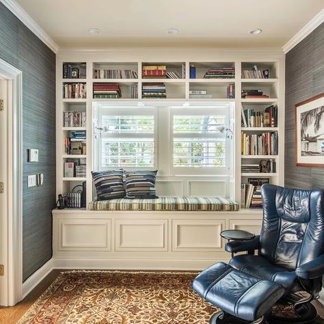 Bench Seat And Book Shelves - Photos & Ideas | Houzz Farmhouse Library Room, Transitional Great Room, Room Library Ideas, Floor Bedroom Ideas, Living Room Transitional, Living Room Wood Floor, New House Living Room, Living Room Built Ins, Dining Room Remodel