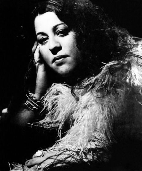 Birth of “Mama” Cass Elliot September 19, 1943 Mama Cass Elliot, Cass Elliot, The Day The Music Died, Harry Nilsson, 60s Icons, John Phillips, 60's Music, Keith Moon, Andy Williams