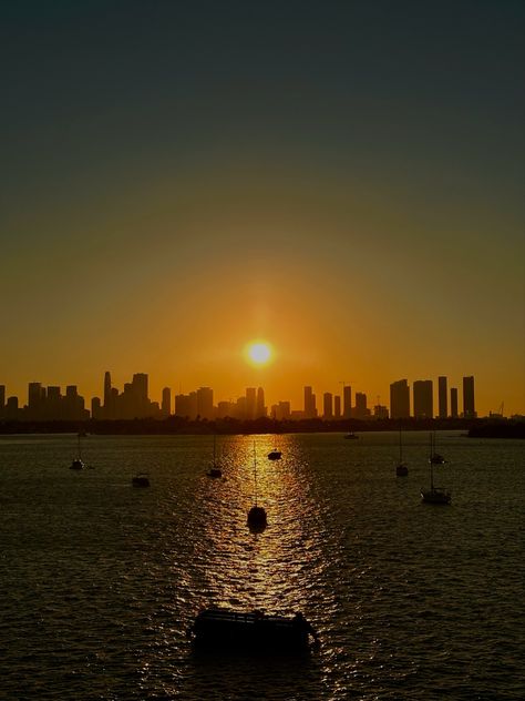 Red Dance, Miami Aesthetic, Blaze Of Glory, Calm Waters, Sun Sets, The Calm, Calm Water, Pink And Red, Beach Sunset