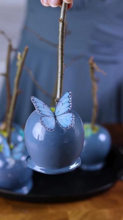 Corpse Bride Wedding Decor, Corpse Bride Wedding Decorations, Corpse Bride Themed Food, Corpes Bride Quince Theme, Corpse Bride Quinceanera Theme, Corpse Bride Theme Party, Corpse Bride Party Food, Corpse Bride Quinceanera, Corpse Bride Decorations