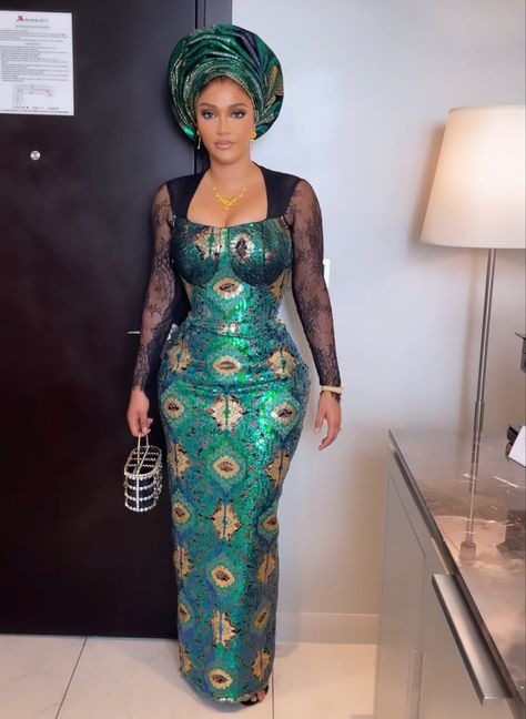 Wedding Guest African, Lace Dress African, Yoruba Fashion, Straight Gown, Nigerian Dress Styles, Gold Lace Dress, Aso Ebi Lace Styles, Ankara Dress Designs, Nigerian Dress