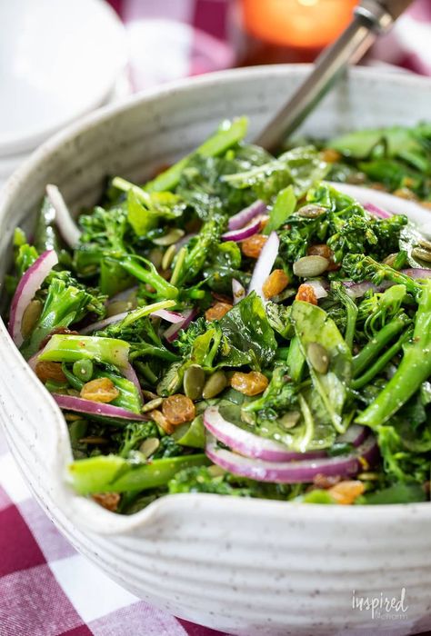 Broccolini Salad Recipe, Broccolini Salad, Unique Salad Recipes, Salad In A Bowl, Friendsgiving Food Ideas, Broccolini Recipe, Traditional Thanksgiving Recipes, The Best Salad, Unique Salad