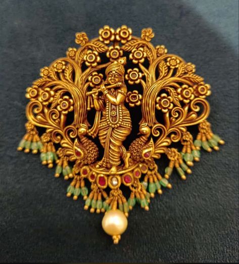 Krishna Dollar Gold, Antique Pendants Gold Indian, Papita Billa Designs Gold, Mini Haram, Krishna Pendant, God Jewelry, Tikka Designs, Antique Gold Bracelet, Mango Necklace