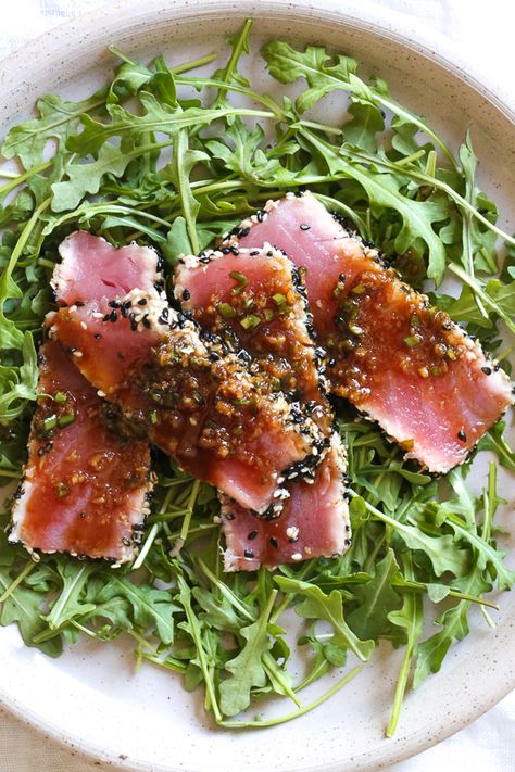 Sesame Crusted Tuna, Tuna Steak Recipes, Tuna Steak, Seared Tuna, Tuna Steaks, Lemon Vinaigrette, Tuna Recipes, Skinny Taste Recipes, Fish Dishes