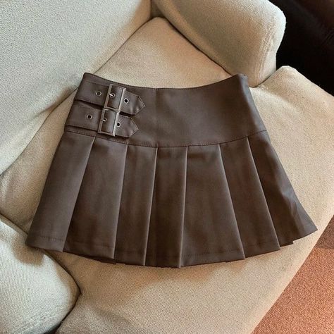 High Waist Pleated Skirt, Skirt Streetwear, Streetwear Korean, Pleats Pattern, High Waisted Pleated Skirt, Women Streetwear, Faux Leather Mini Skirt, Skirts Women, Empire Dress