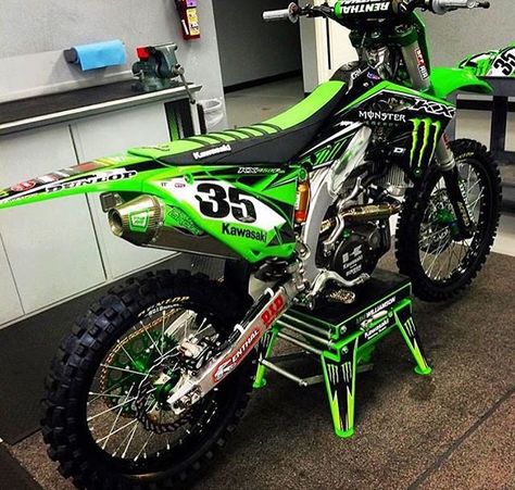 Kawasaki Dirt Bikes, Enduro Motocross, Moto 50cc, Bike Toy, Dirt Bike Racing, Mx Bikes, Cool Dirt Bikes, Motorcross Bike, Enduro Motorcycle