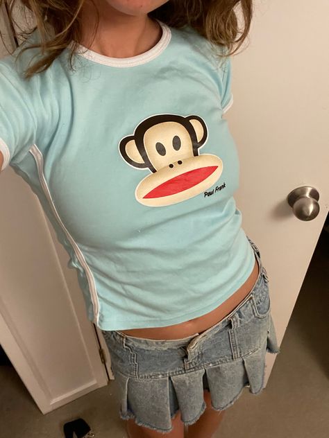 Paul Frank Aesthetic, Paul Frank Outfit, Julius Monkey, Paul Frank Monkey, Monkey Shirt, Mood Clothes, Downtown Outfits, Paul Frank, Denim Midi Skirt