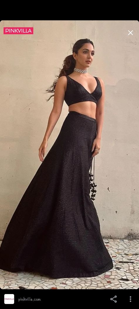 Kiara Advani Black Lehenga, Kiara Advani Black Dress, Kiara In Black, Black Lehenga Look, Black Lehnga Dress, Kiara Advani Lehenga, Choli Ideas, Black Lengha, Lehenga Look