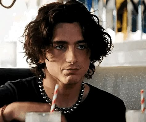 Little Women Timothee Chalamet, Timothee Chalamet Hair, Dune Timothee Chalamet, Timothee Chalamet Boyfriend Material, Timothee Chalamet Little Women, Timothee Chalamet Boyfriend, Aesthetic Timothee Chalamet, Dune Timothee, Timothee Chalamet Gif