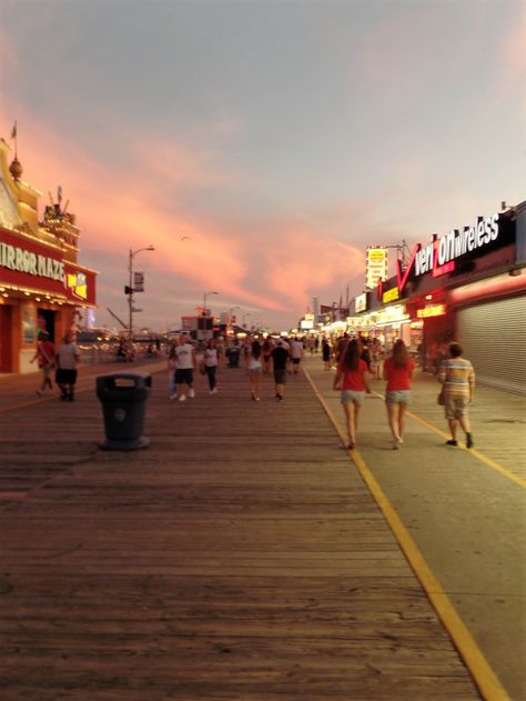 A boardwalk sunset. Boardwalks, Jersey Shore Style https://offtheleash.net/2016/08/08/boardwalks-jersey-shore-style/ The Jersey Shore, Jersey Shore Summer Aesthetic, Jersey Shore Aesthetic, Boardwalk Sunset, Bachelorette Vibes, Wildwood Boardwalk, Chi Chi's, Down The Shore, Nj Shore