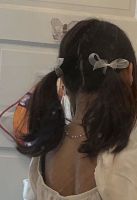 Pigtails With Bows Aesthetic, Short Ribbon Hairstyles, Pink Tails Hairstyle, Braid Pigtails Half Up Half Down, Low Pigtails Aesthetic, Wavy Hair Pigtails, Short Hairstyles With Bows, Cute Hairstyles Pigtails, Pigtails For Short Hair