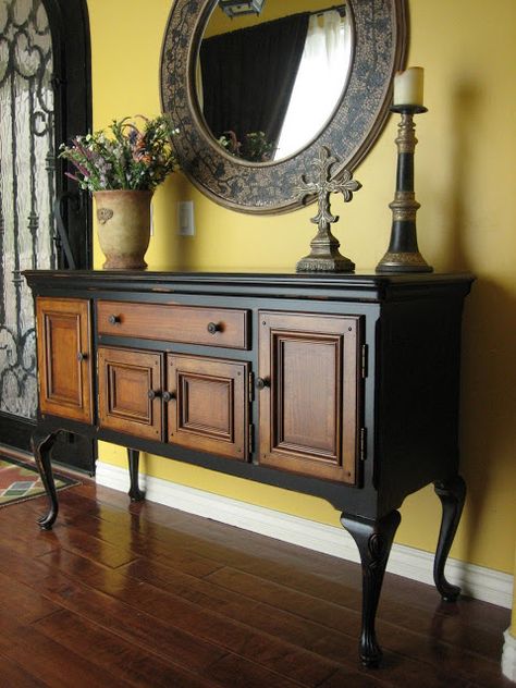 Interior Vintage, Black Sideboard, Decorating Style, Refurbished Furniture, Furniture Restoration, Paint Furniture, Redo Furniture, Furniture Inspiration, Flipping Furniture