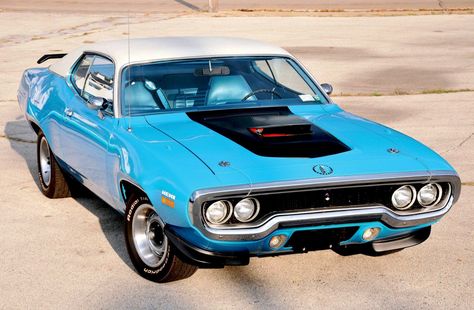 1971 Plymouth Roadrunner, Plymouth Muscle Cars, Plymouth Cars, Plymouth Gtx, Dodge Muscle Cars, Mopar Cars, Mopar Muscle Cars, Plymouth Roadrunner, Vintage Muscle Cars