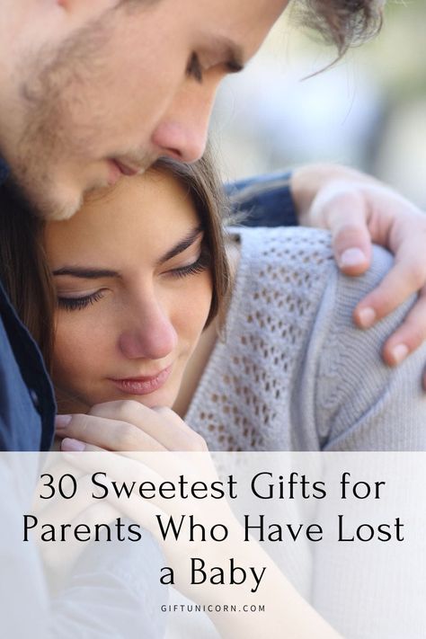 Losing a child is one of, if not, the hardest experiences that a person can go through, and no gift will ever be able to replace or fill the emptiness of that loss. However, we put together a list of great gift ideas that can help ease a parent of loss through what is likely the worst experience of their life. #loss #babygifts Stillbirth Gift Ideas, Gift Ideas For Someone Who Miscarried, Baby Memorial Ideas Infant Loss, Mother’s Day Gift After Loss Of Child, Baby Loss Memorial Gift, Baby Remembrance, Infant And Pregnancy Loss Month, Losing A Baby, Diy Gifts For Mothers