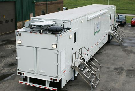 Mobile Processing Center - Mobile Concepts Specialty Vehicles Mobile Command Center Vehicles, Mobile Command Center, Federal Law Enforcement, Border Patrol, Command And Control, Drones Concept, Custom Trailers, Command Center, Building A Container Home