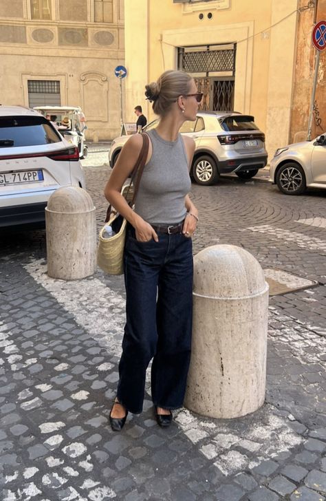 90s Fashion Classy Chic, Krista Lavrusik, 90s Minimalism Fashion, Flats Outfit, Wrong Person, 가을 패션, Www Pinterest Com, Spring Summer Outfits, Outfits Casuales