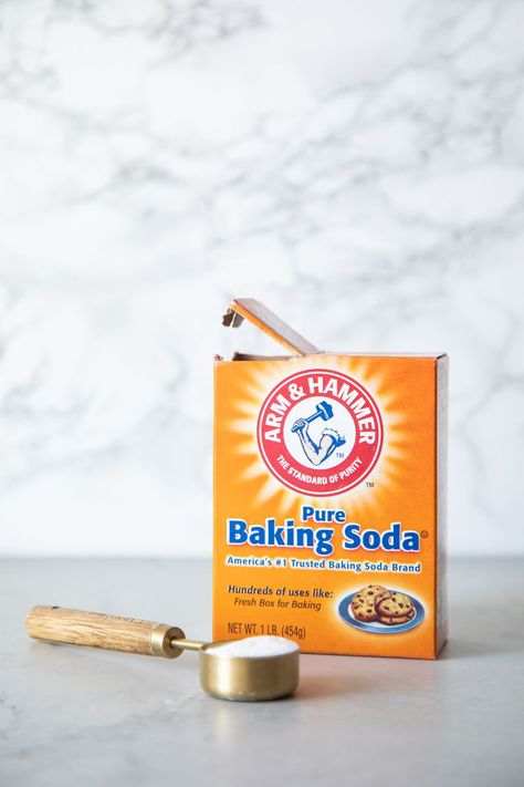 Baking Soda Benefits, Cooking App, Soda Brands, Baking Soda Uses, Baking Soda Shampoo, Long Shelf, Simply Recipes, Sodium Bicarbonate, Cream Of Tartar