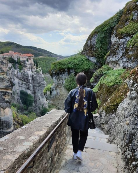 #meteora #greece #inspiration #photography #aesthetic Meteora Greece, Inspiration Photography, Photography Aesthetic, Thessaloniki, Bradley Mountain, Mountain Backpack, Greece, Travel, Photography