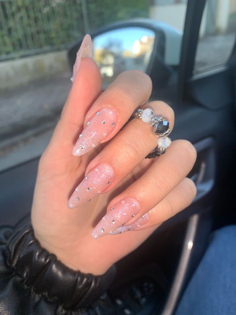 almond nails
cute nails
prom nails
shimmer nails Jenner Nails, Kylie Jenner Nails, Classy Acrylic, Hello Nails, Swarovski Nails, Classy Acrylic Nails, Crystal Nails, Nails Inspo, Nails Ideas