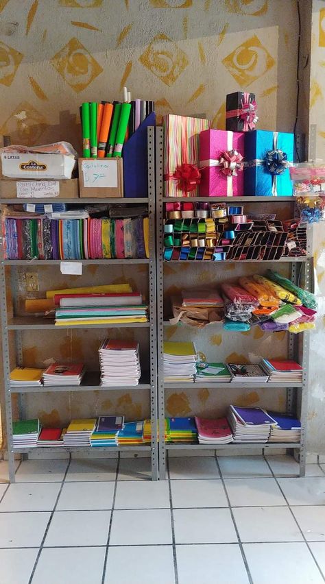 School Supplies Shop Interior, Stationery Store Design, Diy Storage Shelves, Cool School, Grocery Store Design, School Supply Store, Cute Stationary School Supplies, Stationary Shop, School Supplies Shopping