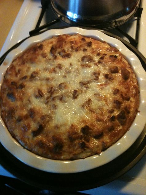 Portuguese Style Linguica Quiche Portugal Food, Portuguese Style, Portuguese Cuisine, Portuguese Food, Party Finger Foods, Food And Recipes, Brazilian Food, Quiche Recipes, Delicious Pies