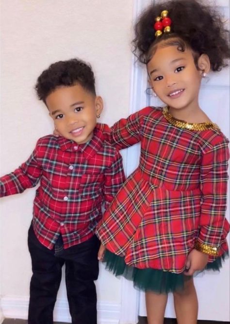 Amerie Rose, Boy Girl Twin Outfits, Girls Braided Hairstyles Kids, Matching Kids Outfits, Kids Winter Outfits, Pretty Pregnant, Sibling Outfits, Designer Baby Clothes, Mom Love