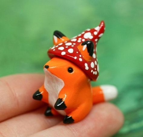 Fox Ceramic, Clay Fox, Fox Crafts, Clay Diy Projects, Tanah Liat, Clay Craft, Polymer Clay Animals, Cute Polymer Clay, Clay Figurine