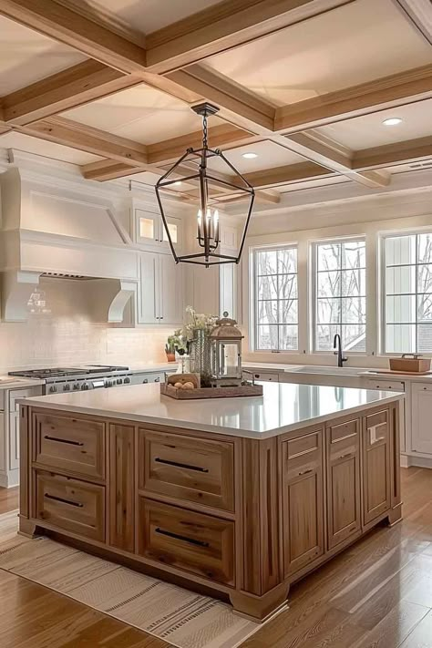 14 Kitchen Design Ideas to Revamp Your Culinary Space – VQNU Wood Island In Kitchen, Kitchen Island Classic, Kitchen With Wooden Island, 2 Island Kitchen, Coffered Ceiling Kitchen, Charleston Kitchen, 1910 House, Neutral Bedroom Design, Utility Room Designs