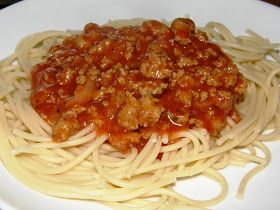 Spaghetti Sauce With Tomato Soup, Tomato Soup Spaghetti Sauce, Spaghetti With Tomato Soup, Make Pasta Sauce, Make Spaghetti Sauce, Easy Spaghetti Recipe, Heinz Tomato Soup, Creamy Tomato Pasta Sauce, Spaghetti Soup