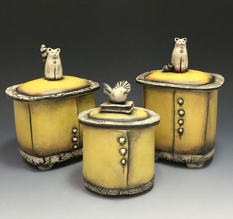 Lidded Jars Pottery, Lid Ceramic, Clay Box, Pottery Jars, Slab Ceramics, Clay Jar, Ceramic Canister, Pottery Handbuilding, Ceramic Boxes