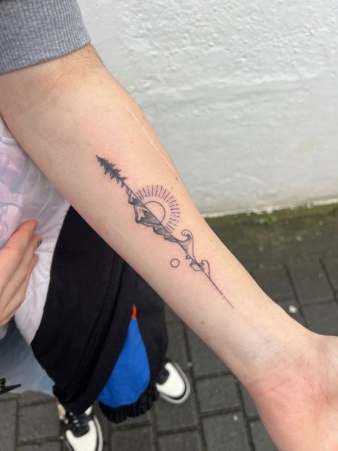 Travel Tattoo Ideas, Motherhood Tattoos, Wave Tattoo Design, Kid Name Tattoo, Sun Tattoo Designs, French Tattoo, Stunning Tattoos, Travel Tattoos, Bunny Tattoos