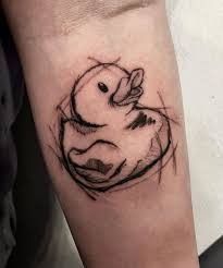 Simple Rubber Duck Tattoo, Rubber Duck Tattoo Ideas, Duckie Tattoo, Cute Duck Tattoo, Ducky Tattoo, Rubber Duck Tattoo, Assassins Creed Tattoo, Storm Tattoo, Duck Tattoos