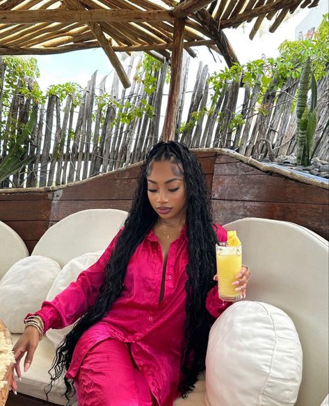 Sleeked Hairstyles, Travel Astetic, Cute Vacation Outfits, Vacation Hairstyles, Soft Life, Vacay Outfits, Pretty Braided Hairstyles, Dope Hairstyles, Looks Black