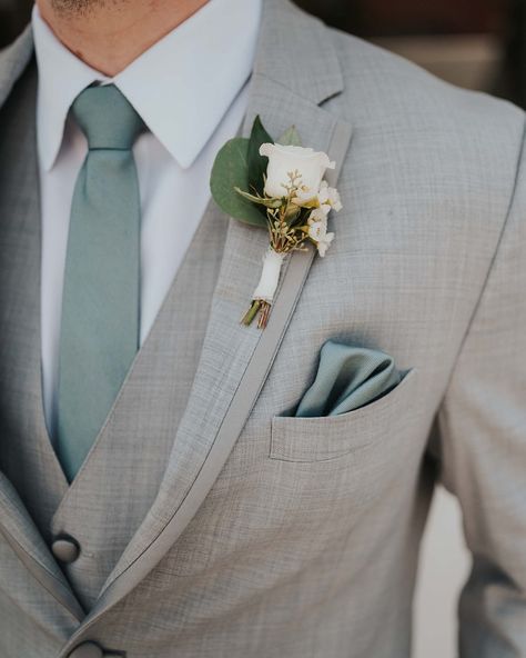 Grey Suit Wedding, Groomsmen Grey, Wedding Tux, Groom Wedding Attire, Chattanooga Wedding, Sage Wedding, Wedding Suits Groom, Sage Green Wedding, Wedding Groomsmen