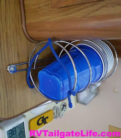 Solo Cups Holder for the RV Kitchen Rv Mods, Camper Organization, Camper Hacks, Rv Organization, Cup Storage, Travel Hack, Trailer Life, Rv Kitchen, Solo Cup