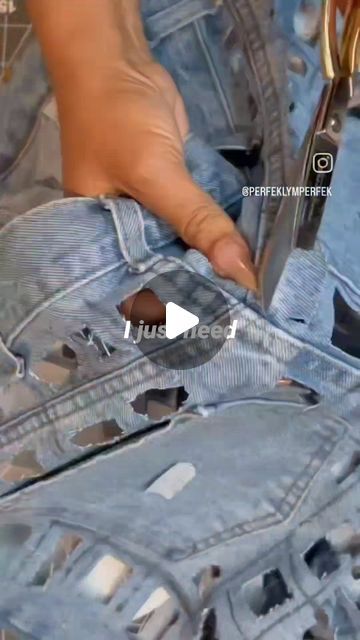 Repurposed Clothing Upcycling Diy, Denim Upcycle Clothing, Jeans Diy Refashion, Upcycled Denim Fashion, Recycled Denim Fashion, Upcycle Clothes Diy Refashioning, Diy Jeans Refashion, Upcycled Denim Diy, Jeans With Chains