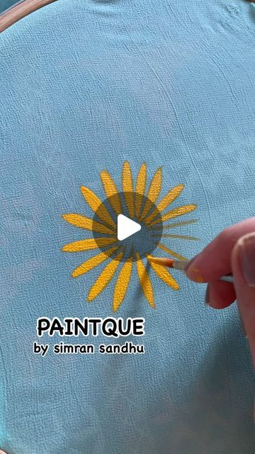 Sunflower Fabric Painting, Unique Fabric Painting Ideas, Fabric Paint Shirt, Black Kurti, Painted Clothing, Hand Painted Designs, Fabric Paint Designs, Paint Shirts, Dress Book