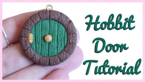 Tutorial: Hobbit Door Charms Hobbit Doors, Make Your Own Clay, Nerdy Jewelry, Hobbit Door, Clay Tips, Fairy Stuff, Polymer Clay Fairy, Polymer Clay Gifts, Clay Works