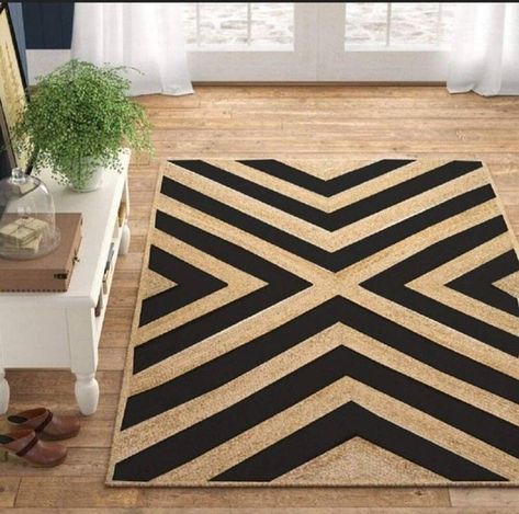 Check out this item in my Etsy shop https://www.etsy.com/listing/1403798920/6x9-8x10-9x12-10x14-natural-fiber-rug Black And White Rug, Natural Fiber Rug, Scallop Design, Jute Runner, Jute Area Rug, Natural Jute Rug, Porch Rug, Braided Jute Rug, Jute Rugs