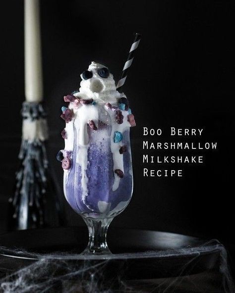 Boo Berry Cereal, Berry Tattoo, Boo Berry, Halloween Ice Cream, Cereal Dessert, Recipes Halloween, Spooky Food, Milkshake Recipe, Craft Food