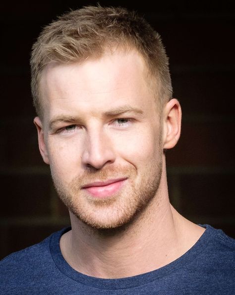 HAPPY 32nd BIRTHDAY to ANGUS MCLAREN!! 11/3/20 Australian actor who is best known for his roles in the television series Packed to the Rafters as Nathan Rafter and H2O: Just Add Water as Lewis McCartney. Lewis Mccartney, Angus Mclaren, Happy 32nd Birthday, H2o Just Add Water, 32nd Birthday, 32 Birthday, Hottest Male Celebrities, Australian Actors, Asian American