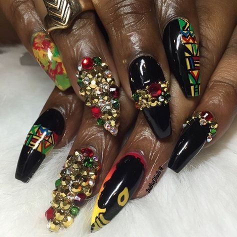 African gal ❤️#dallasjnails #nailart #stlnails #swarvoskinails #blackgirlnails Cute Black Nails, Rasta Nails, Red Stiletto Nails, Nail Polish Art Designs, J Nails, Stiletto Nails Short, Nail Designs Pictures, Dope Nail Designs, Black Nail Designs