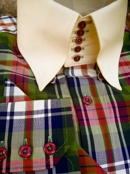 Green plaid with centipede collar. Club Collar Dress Shirt, Dress Shirt Collar Styles, Dress Shirt Collar, High Collar Shirts, Bespoke Shirts, Masculine Fashion, Shirt Collar Styles, Dress Shirt And Tie, Men's Dress Shirts