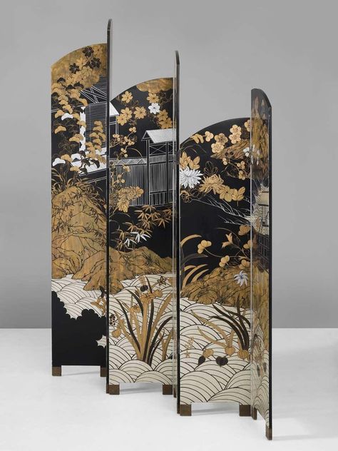 View this item and discover similar for sale at 1stDibs - Folding screen, in wood, Europe, 1930s. Large wooden folding screen with Japanese illustration. The Asian scene is painted in black, white, red and gold. Japanese Divider, Spanish Gothic, Wall Painting Flowers, American Interior Design, Folding Screen Room Divider, Game Art Design, Entrance Wall, Folding Screens, Japanese Screen