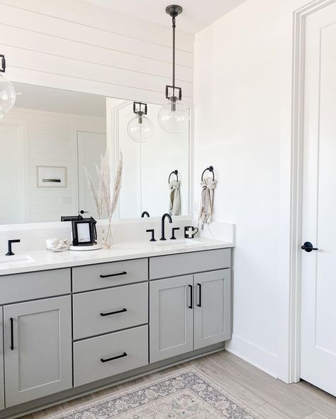 Shaker Cabinets Black Hardware, Grey And White Bathroom Ideas, Black Hardware Bathroom, Glass Globe Pendant Lights, Mirror Industrial, Large Rectangular Mirror, White Bathroom Ideas, Light Grey Bathrooms, Grey Bathroom Cabinets