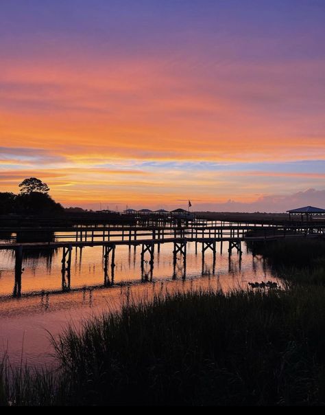 Obx Sunset, Outer Banks Season 3, Summer Beach Aesthetic, The Kooks, Sunset Ocean, Paradise On Earth, Pretty Sky, Beach Aesthetic, Summer Photography