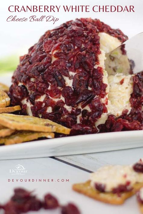 White Cheddar Cheese Ball, Cranberry Cheese Ball, Cheddar Cheese Ball Recipes, Cheddar Cheese Ball, Cream Cheese Ball, Creamy Goat Cheese, Cranberry Cream Cheese, Cranberry Cheese, Cheese Ball Recipes